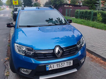 Рено Сандеро 2019 в Луцке на Automoto.ua Синий Рено Сандеро, объемом двигателя 0.9 л и пробегом 65 тыс. км за 10000 $, фото 1 на Automoto.ua