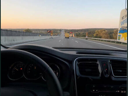 Синій Рено Сандеро, об'ємом двигуна 0.9 л та пробігом 60 тис. км за 9999 $, фото 1 на Automoto.ua