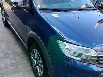 Рено Сандеро 2019 в Киеве на Automoto.ua Синий Рено Сандеро, объемом двигателя 0.9 л и пробегом 78 тыс. км за 13000 $, фото 1 на Automoto.ua
