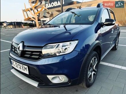 Рено Сандеро 2020 в Луцке на Automoto.ua Синий Рено Сандеро, объемом двигателя 0.9 л и пробегом 59 тыс. км за 10900 $, фото 1 на Automoto.ua