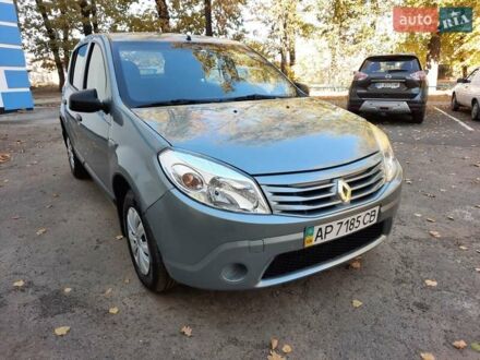 Рено Сандеро 2011 в Полтаве на Automoto.ua Зеленый Рено Сандеро, объемом двигателя 1.39 л и пробегом 206 тыс. км за 5100 $, фото 1 на Automoto.ua