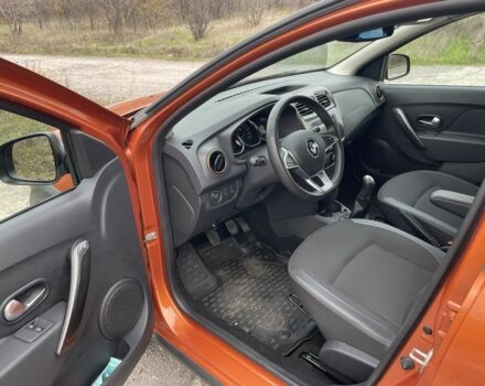 Оранжевый Рено Сандеро, объемом двигателя 1.5 л и пробегом 84 тыс. км за 11500 $, фото 5 на Automoto.ua