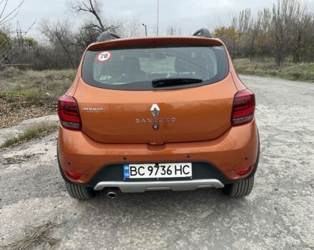 Оранжевый Рено Сандеро, объемом двигателя 1.5 л и пробегом 84 тыс. км за 11500 $, фото 1 на Automoto.ua
