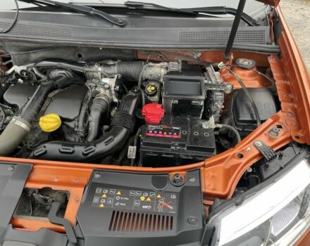 Оранжевый Рено Сандеро, объемом двигателя 1.5 л и пробегом 84 тыс. км за 11500 $, фото 6 на Automoto.ua