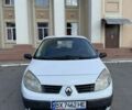 Белый Рено Сценик II, объемом двигателя 1.5 л и пробегом 295 тыс. км за 4950 $, фото 3 на Automoto.ua