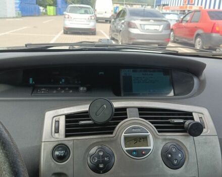 Белый Рено Сценик II, объемом двигателя 1.9 л и пробегом 253 тыс. км за 4300 $, фото 13 на Automoto.ua