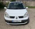 Белый Рено Сценик II, объемом двигателя 1.6 л и пробегом 232 тыс. км за 5000 $, фото 1 на Automoto.ua