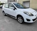 Белый Рено Сценик II, объемом двигателя 1.5 л и пробегом 230 тыс. км за 6071 $, фото 1 на Automoto.ua