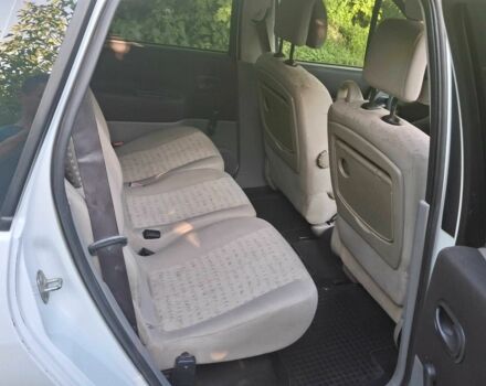 Белый Рено Сценик II, объемом двигателя 1.5 л и пробегом 158 тыс. км за 3900 $, фото 7 на Automoto.ua