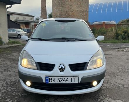 Білий Рено Сценік II, об'ємом двигуна 1.5 л та пробігом 320 тис. км за 5100 $, фото 1 на Automoto.ua