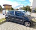 Білий Рено Сценік II, об'ємом двигуна 1.5 л та пробігом 330 тис. км за 2010 $, фото 1 на Automoto.ua