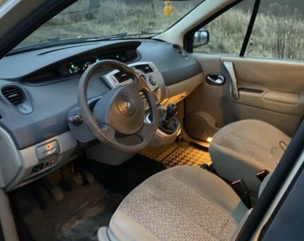 Бежевый Рено Сценик II, объемом двигателя 1.9 л и пробегом 265 тыс. км за 3800 $, фото 3 на Automoto.ua