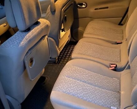 Бежевый Рено Сценик II, объемом двигателя 1.9 л и пробегом 265 тыс. км за 3800 $, фото 5 на Automoto.ua