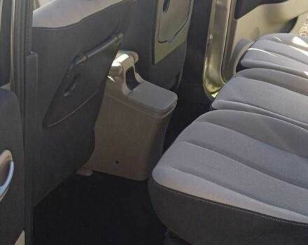 Бежевый Рено Сценик II, объемом двигателя 1.9 л и пробегом 150 тыс. км за 5400 $, фото 4 на Automoto.ua