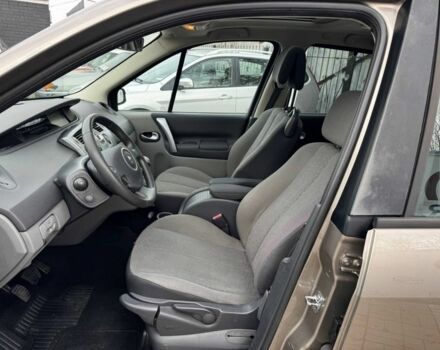 Бежевый Рено Сценик II, объемом двигателя 1.6 л и пробегом 197 тыс. км за 5699 $, фото 6 на Automoto.ua