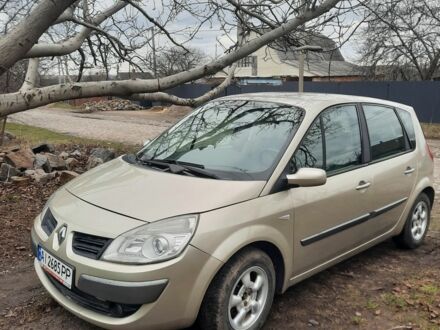 Бежевий Рено Сценік II, об'ємом двигуна 1.5 л та пробігом 160 тис. км за 5910 $, фото 1 на Automoto.ua