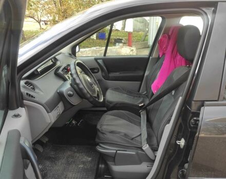 Черный Рено Сценик II, объемом двигателя 1.5 л и пробегом 330 тыс. км за 4400 $, фото 2 на Automoto.ua