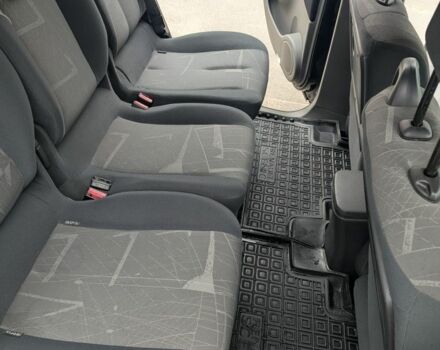 Черный Рено Сценик II, объемом двигателя 1.6 л и пробегом 194 тыс. км за 5500 $, фото 20 на Automoto.ua