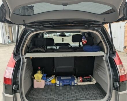 Черный Рено Сценик II, объемом двигателя 1.6 л и пробегом 194 тыс. км за 5500 $, фото 14 на Automoto.ua