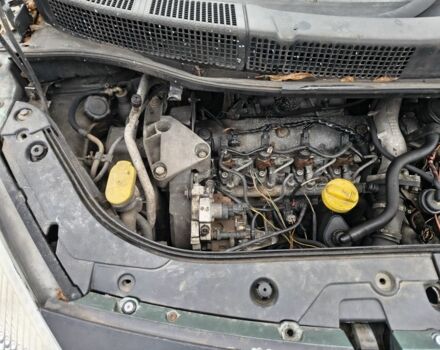 Черный Рено Сценик II, объемом двигателя 1.9 л и пробегом 250 тыс. км за 900 $, фото 6 на Automoto.ua