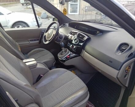 Черный Рено Сценик II, объемом двигателя 1.9 л и пробегом 290 тыс. км за 3700 $, фото 5 на Automoto.ua