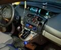 Черный Рено Сценик II, объемом двигателя 1.6 л и пробегом 250 тыс. км за 3900 $, фото 5 на Automoto.ua