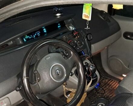 Черный Рено Сценик II, объемом двигателя 1.6 л и пробегом 250 тыс. км за 3900 $, фото 8 на Automoto.ua