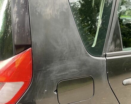 Рено Сценік II 2005 у Житомирі на Automoto.ua Чорний Рено Сценік II, об'ємом двигуна 1.6 л та пробігом 205 тис. км за 3400 $, фото 7 на Automoto.ua