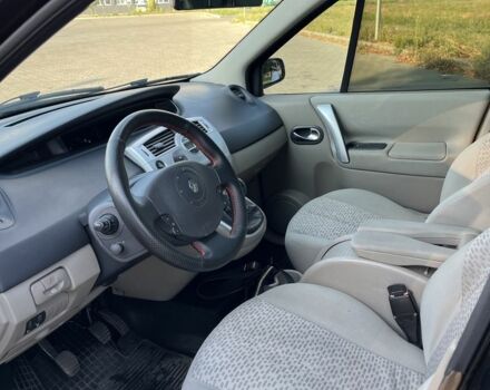 Чорний Рено Сценік II, об'ємом двигуна 1.6 л та пробігом 241 тис. км за 5500 $, фото 10 на Automoto.ua