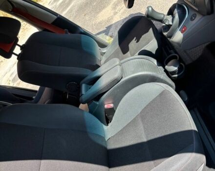 Черный Рено Сценик II, объемом двигателя 1.6 л и пробегом 245 тыс. км за 6200 $, фото 9 на Automoto.ua