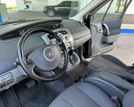 Черный Рено Сценик II, объемом двигателя 1.9 л и пробегом 133 тыс. км за 6699 $, фото 5 на Automoto.ua