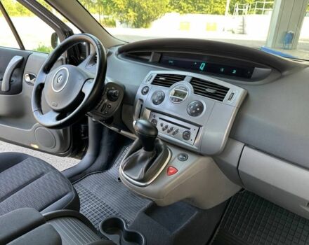 Черный Рено Сценик II, объемом двигателя 1.9 л и пробегом 133 тыс. км за 6699 $, фото 11 на Automoto.ua