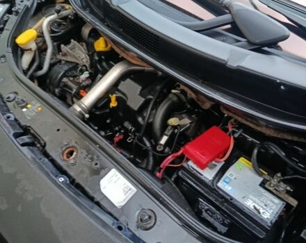 Черный Рено Сценик II, объемом двигателя 1.5 л и пробегом 270 тыс. км за 3900 $, фото 5 на Automoto.ua