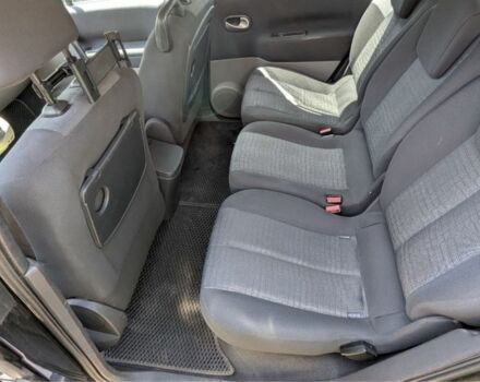 Черный Рено Сценик II, объемом двигателя 1.9 л и пробегом 249 тыс. км за 5750 $, фото 12 на Automoto.ua