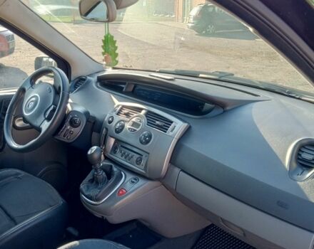 Черный Рено Сценик II, объемом двигателя 1.5 л и пробегом 235 тыс. км за 4800 $, фото 5 на Automoto.ua