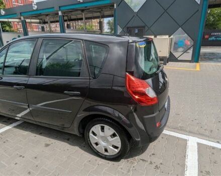 Черный Рено Сценик II, объемом двигателя 1.9 л и пробегом 249 тыс. км за 5750 $, фото 4 на Automoto.ua