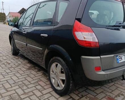 Чорний Рено Сценік II, об'ємом двигуна 1.6 л та пробігом 243 тис. км за 4600 $, фото 3 на Automoto.ua