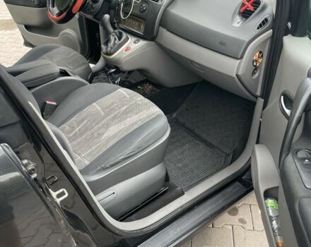 Чорний Рено Сценік II, об'ємом двигуна 1.6 л та пробігом 249 тис. км за 3500 $, фото 13 на Automoto.ua