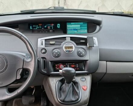 Рено Сценік II 2005 у Одесі на Automoto.ua Чорний Рено Сценік II, об'ємом двигуна 2 л та пробігом 287 тис. км за 4200 $, фото 8 на Automoto.ua