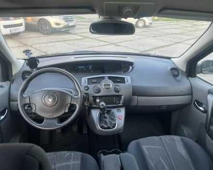 Черный Рено Сценик II, объемом двигателя 2 л и пробегом 225 тыс. км за 5500 $, фото 8 на Automoto.ua