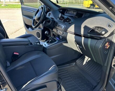 Чорний Рено Сценік II, об'ємом двигуна 1.5 л та пробігом 270 тис. км за 7500 $, фото 13 на Automoto.ua