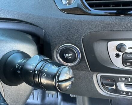 Чорний Рено Сценік II, об'ємом двигуна 1.5 л та пробігом 270 тис. км за 7500 $, фото 8 на Automoto.ua