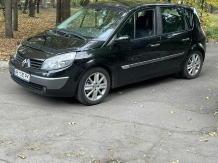 Рено Сценік II 2003 у Кривому Розі на Automoto.ua Чорний Рено Сценік II, об'ємом двигуна 2 л та пробігом 270 тис. км за 6500 $, фото 1 на Automoto.ua