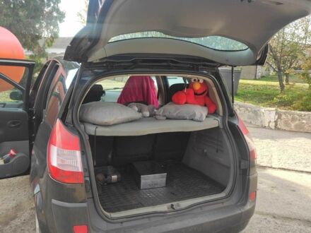 Черный Рено Сценик II, объемом двигателя 1.5 л и пробегом 330 тыс. км за 4400 $, фото 1 на Automoto.ua