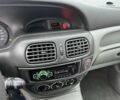 Красный Рено Сценик II, объемом двигателя 1.9 л и пробегом 218 тыс. км за 2555 $, фото 6 на Automoto.ua