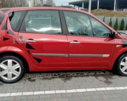 Красный Рено Сценик II, объемом двигателя 1.6 л и пробегом 178 тыс. км за 3500 $, фото 2 на Automoto.ua