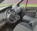 Красный Рено Сценик II, объемом двигателя 1.6 л и пробегом 250 тыс. км за 3900 $, фото 6 на Automoto.ua