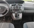 Красный Рено Сценик II, объемом двигателя 1.6 л и пробегом 250 тыс. км за 3900 $, фото 7 на Automoto.ua