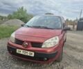 Красный Рено Сценик II, объемом двигателя 1.5 л и пробегом 225 тыс. км за 3500 $, фото 1 на Automoto.ua