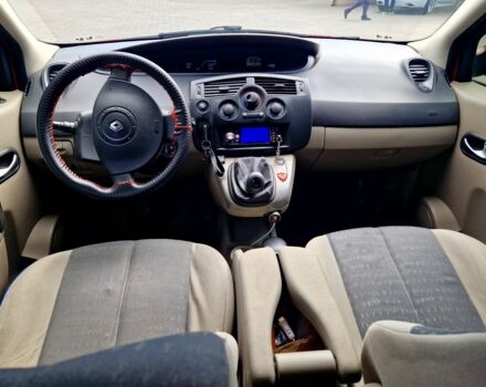 Красный Рено Сценик II, объемом двигателя 1.6 л и пробегом 205 тыс. км за 4700 $, фото 14 на Automoto.ua